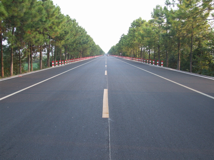 南昌市沉点民生工程-105国路